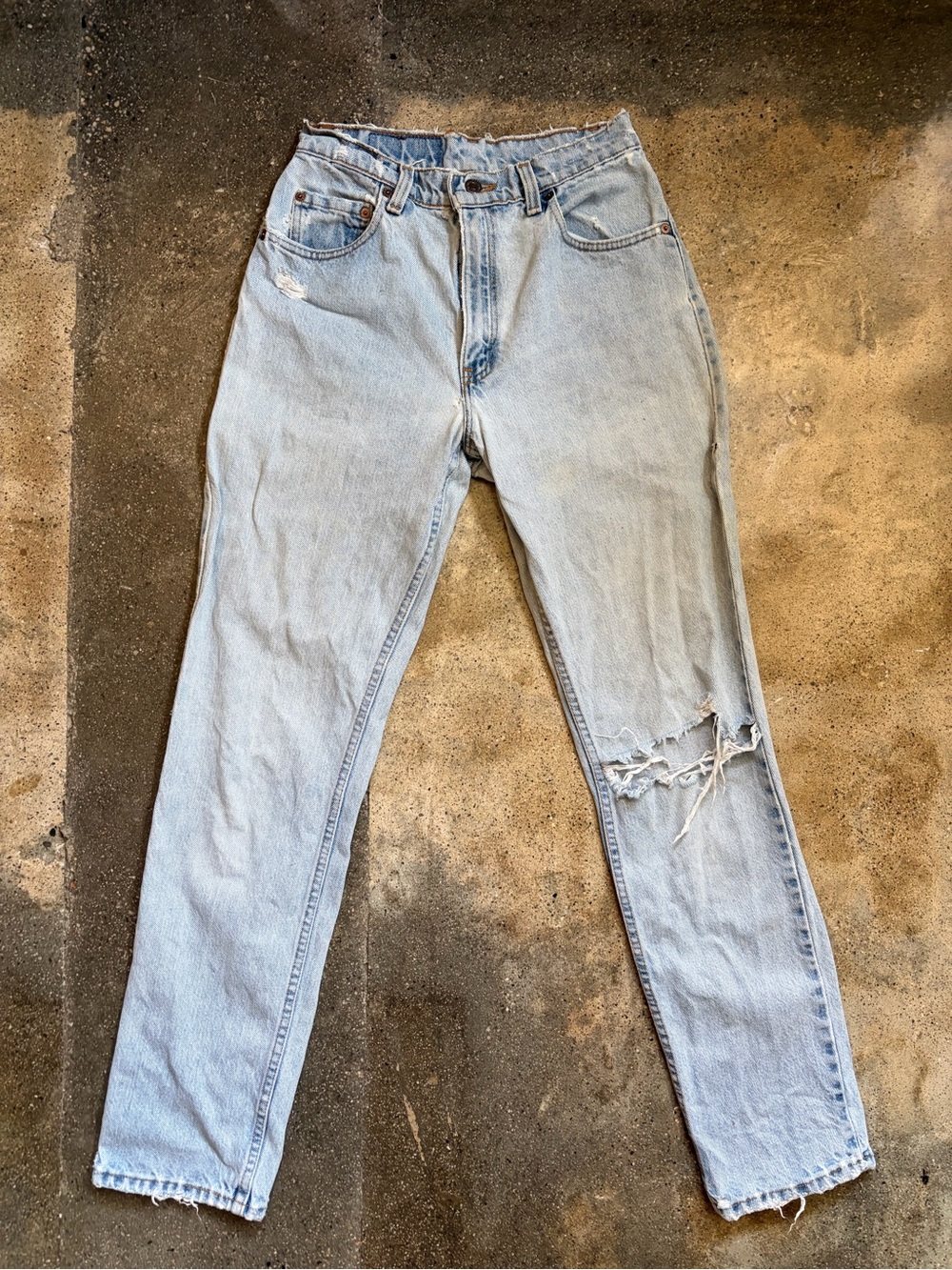 Vintage Levi's 505 Jeans | 90s Boyfriend Denim - Picture 4 of 8